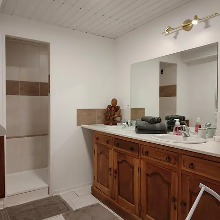 Bed and Breakfast Au Jardin De Pages D'hotes Et Lias-d'Armagnac