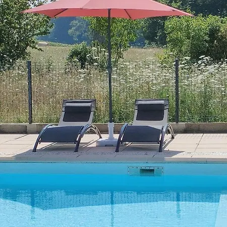 Au Jardin De Pages D'hotes Et