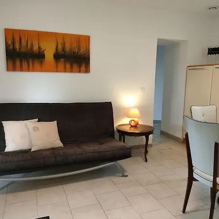 Bed & Breakfast Au Jardin De Pages D'hotes Et