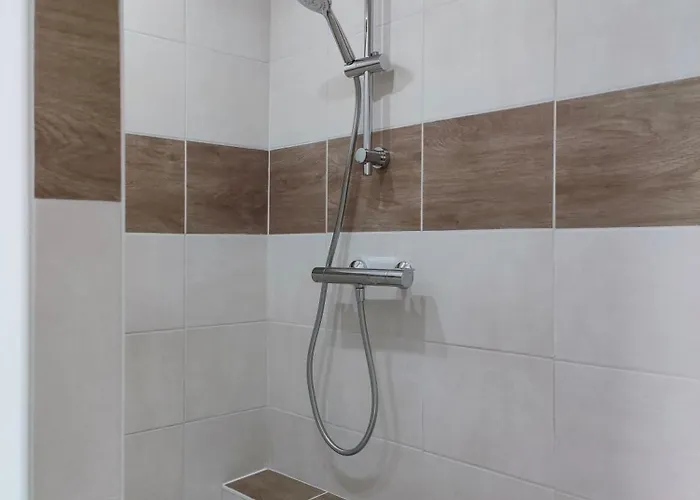 Au Jardin De Pages D'hotes Et Frühstückspension